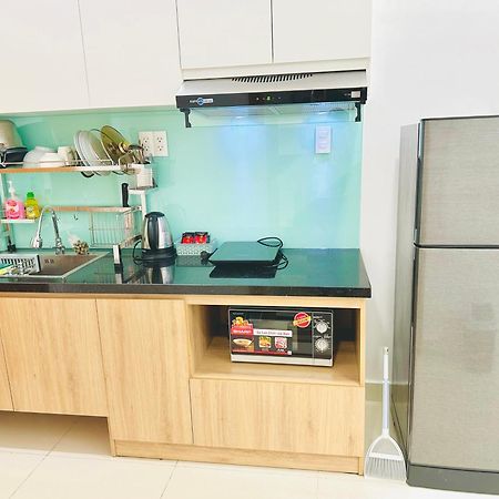 Апартаменты Quiet Perfect Located 1Br With Desk 504 Хошимин Экстерьер фото