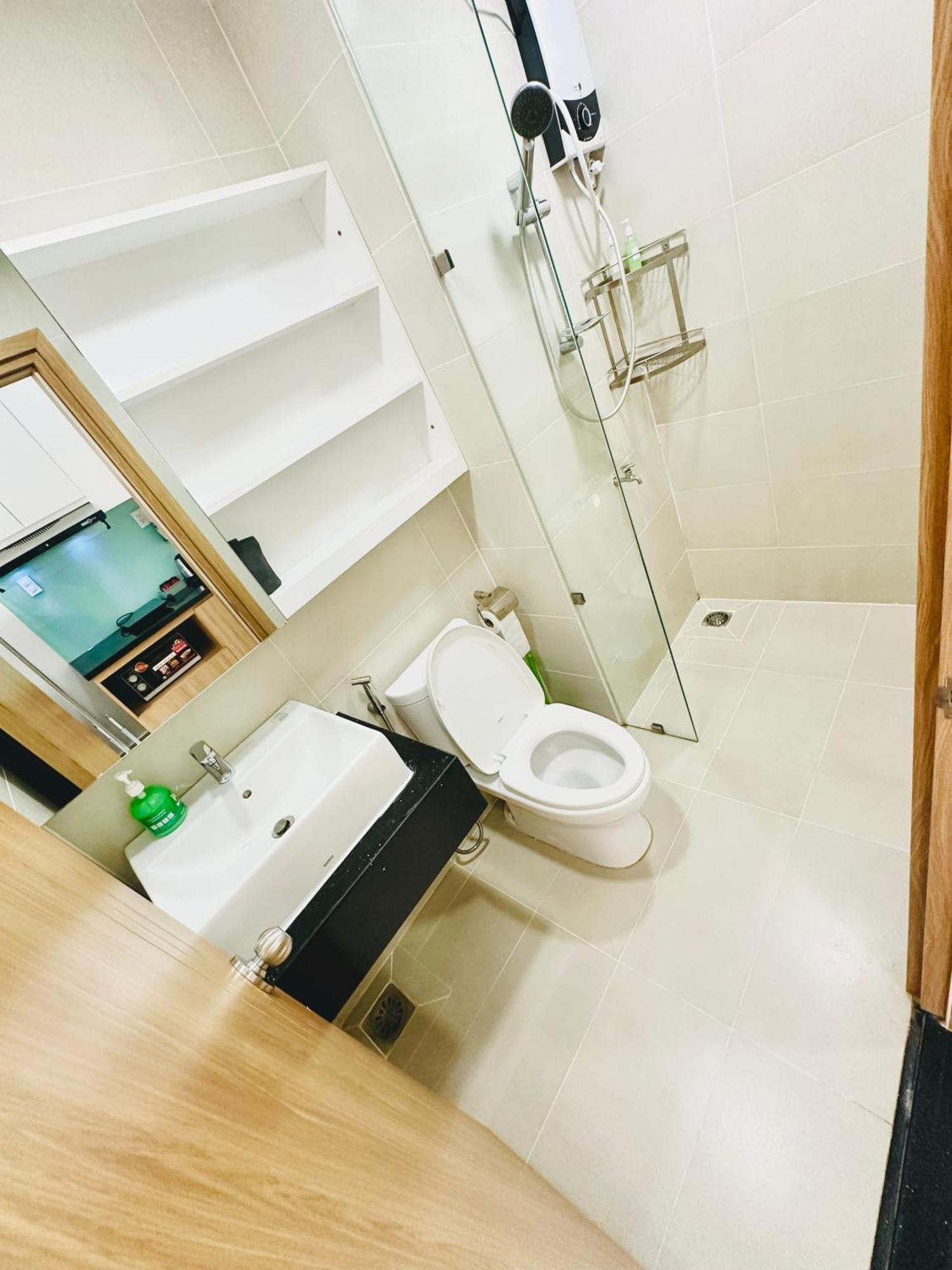 Апартаменты Quiet Perfect Located 1Br With Desk 504 Хошимин Экстерьер фото